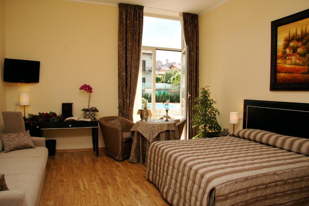 Hotel Villa Cinzia Villanova Mondovì Pokoj fotografie