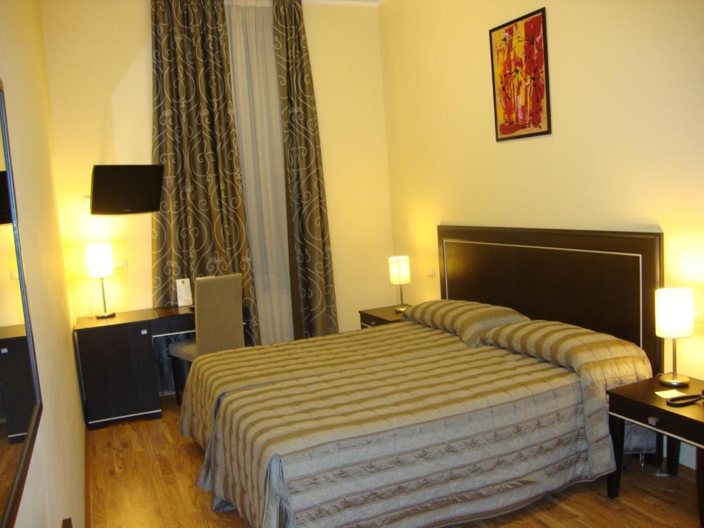 Hotel Villa Cinzia Villanova Mondovì Pokoj fotografie