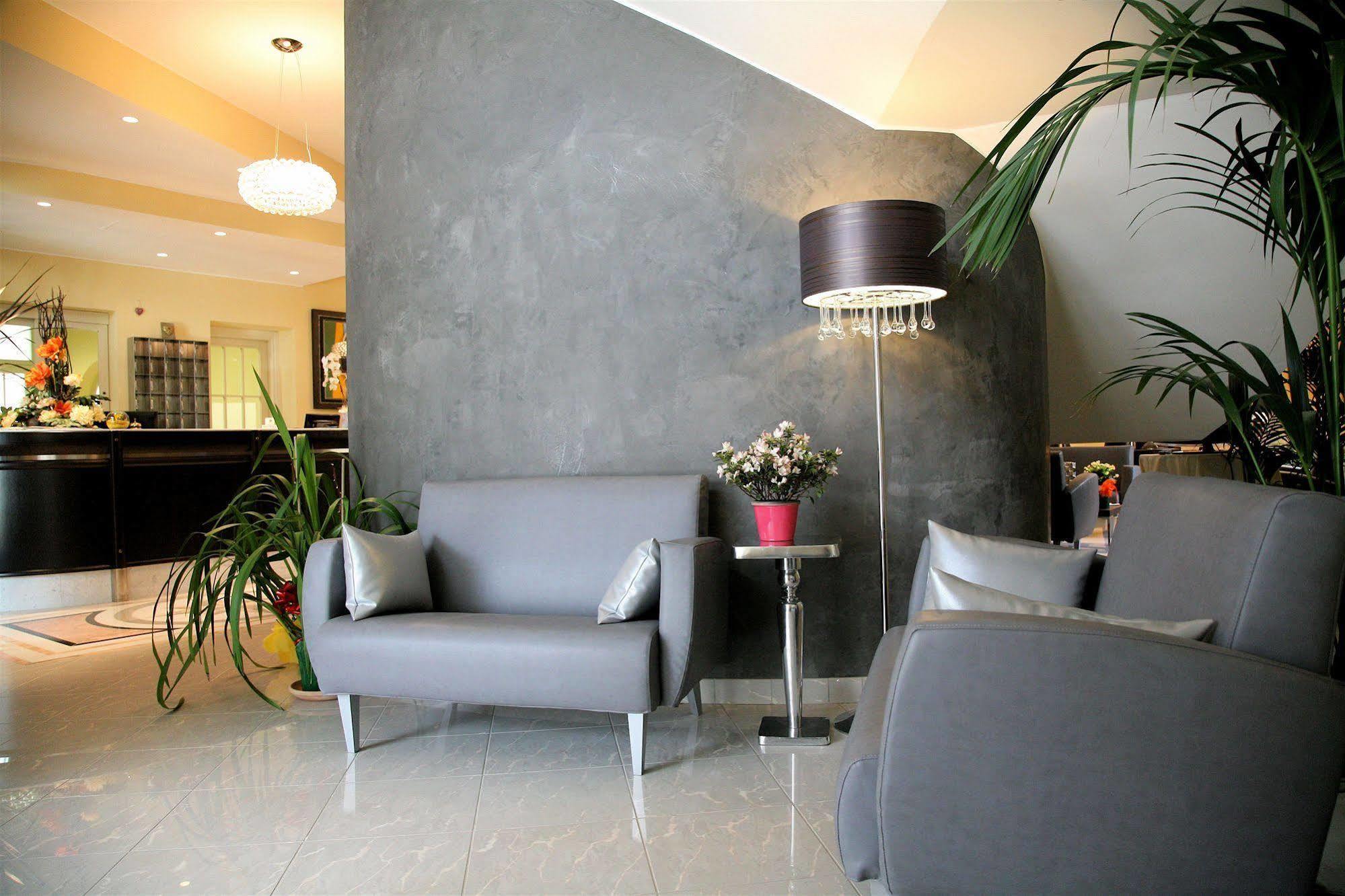 Hotel Villa Cinzia Villanova Mondovì Exteriér fotografie
