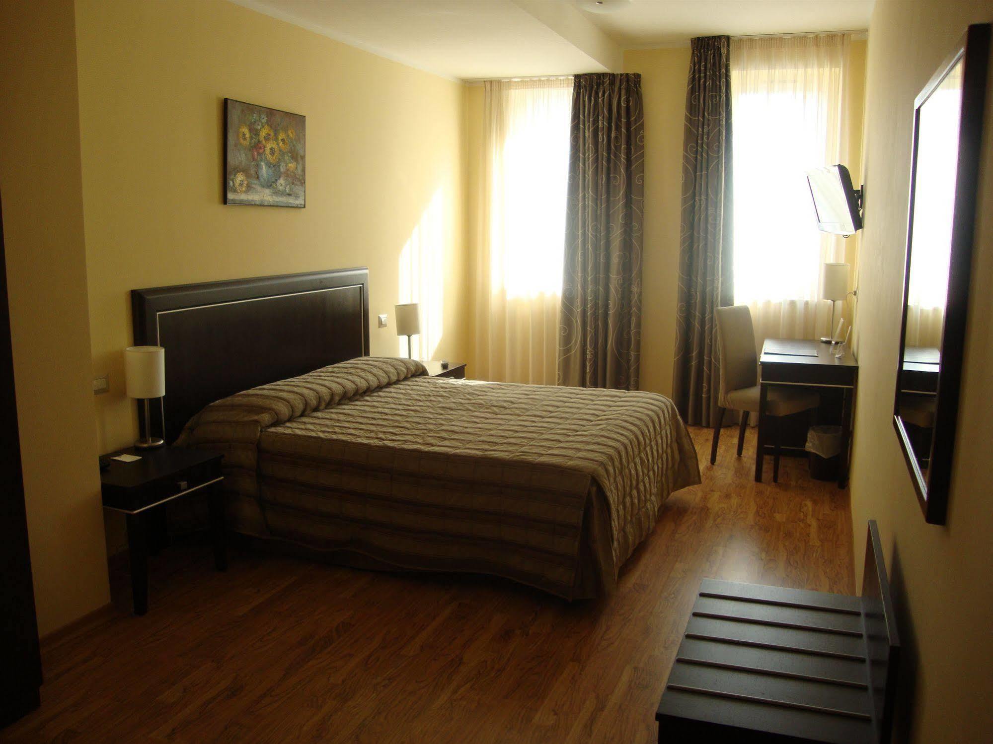 Hotel Villa Cinzia Villanova Mondovì Exteriér fotografie