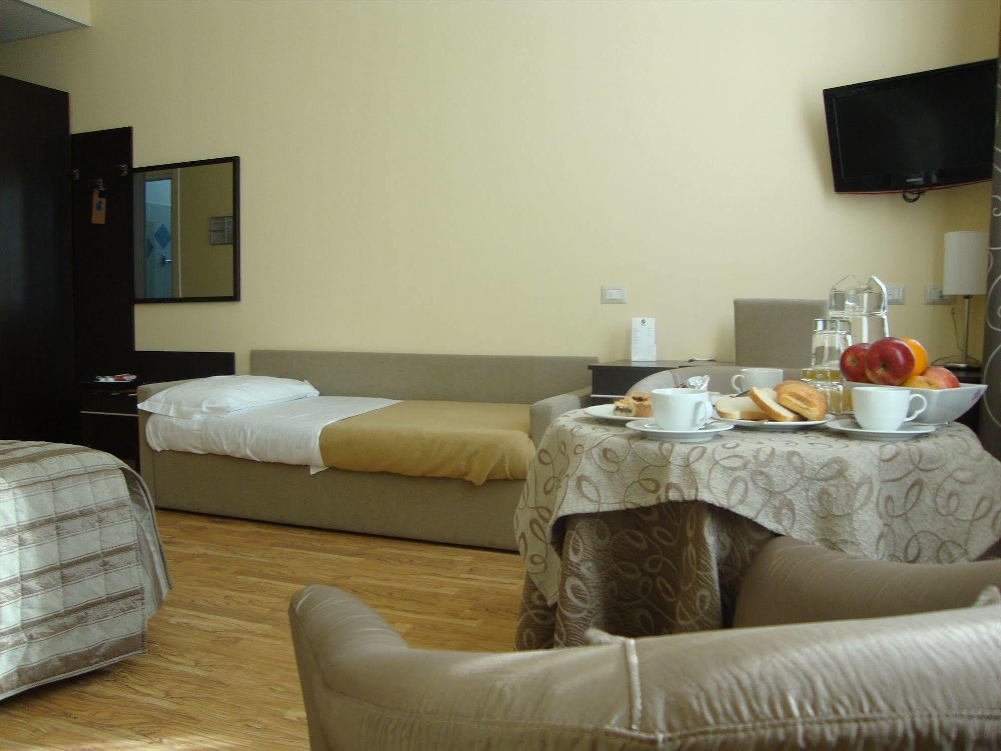 Hotel Villa Cinzia Villanova Mondovì Exteriér fotografie