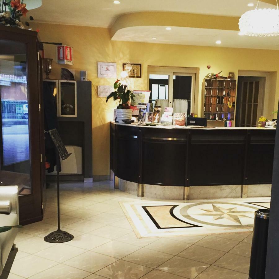 Hotel Villa Cinzia Villanova Mondovì Exteriér fotografie